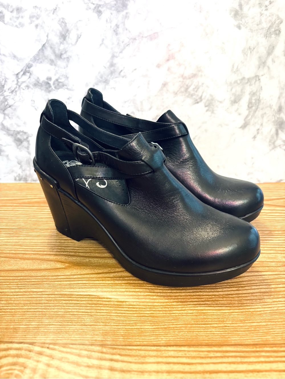 Dansko Franka Platform wedge Clogs Black Leather Size 38